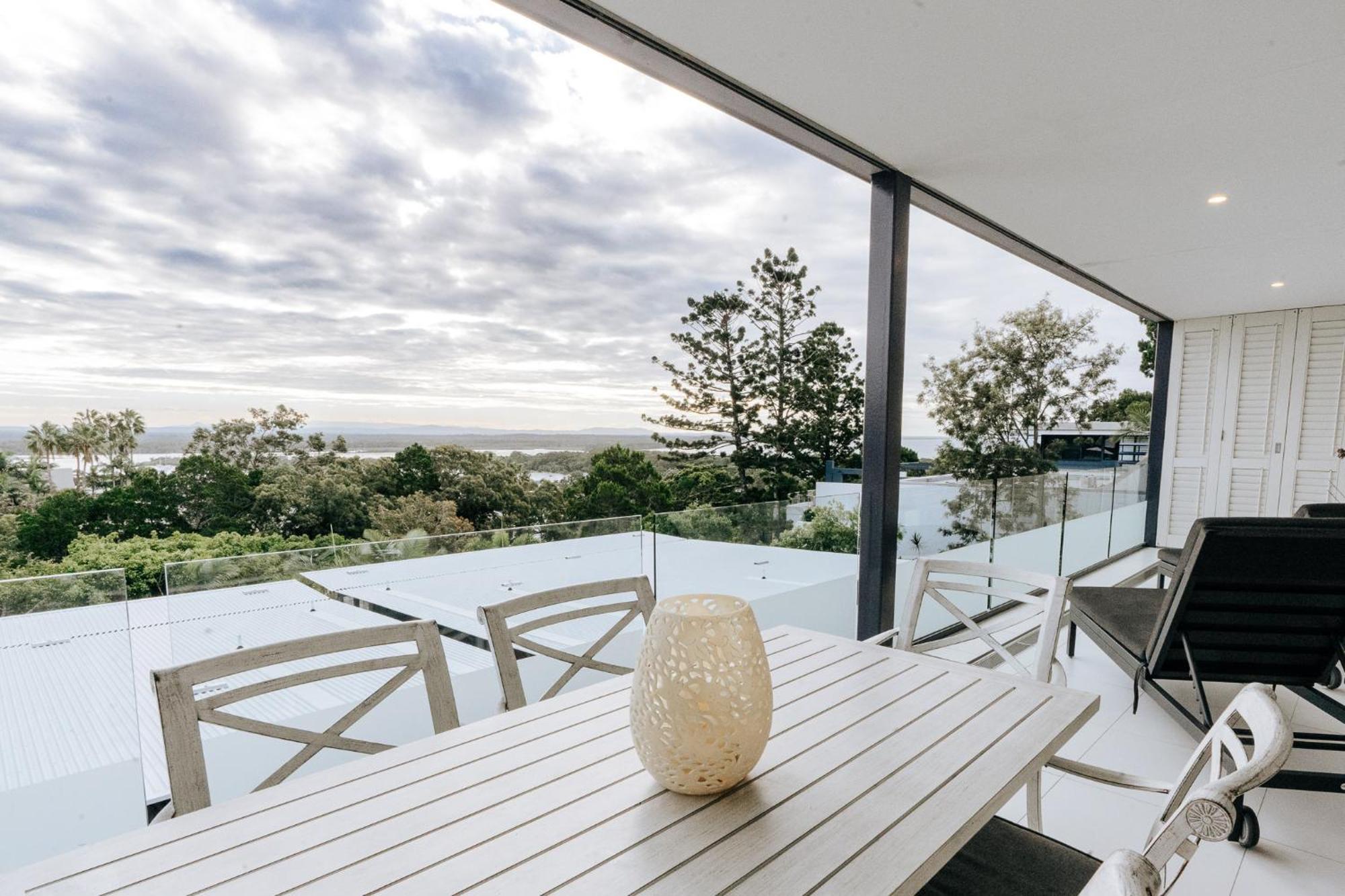 The Rise Noosa Aparthotel Εξωτερικό φωτογραφία